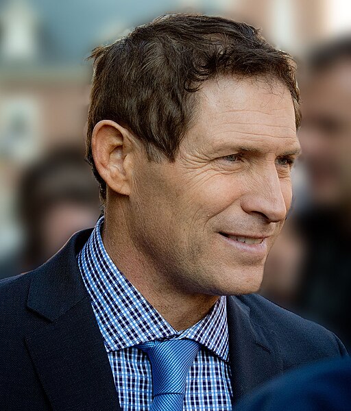 Steve Young, law school graduate and NFL Hall of Fame quarterback